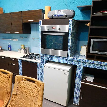 Koermend Lakas Apartment Luaran gambar
