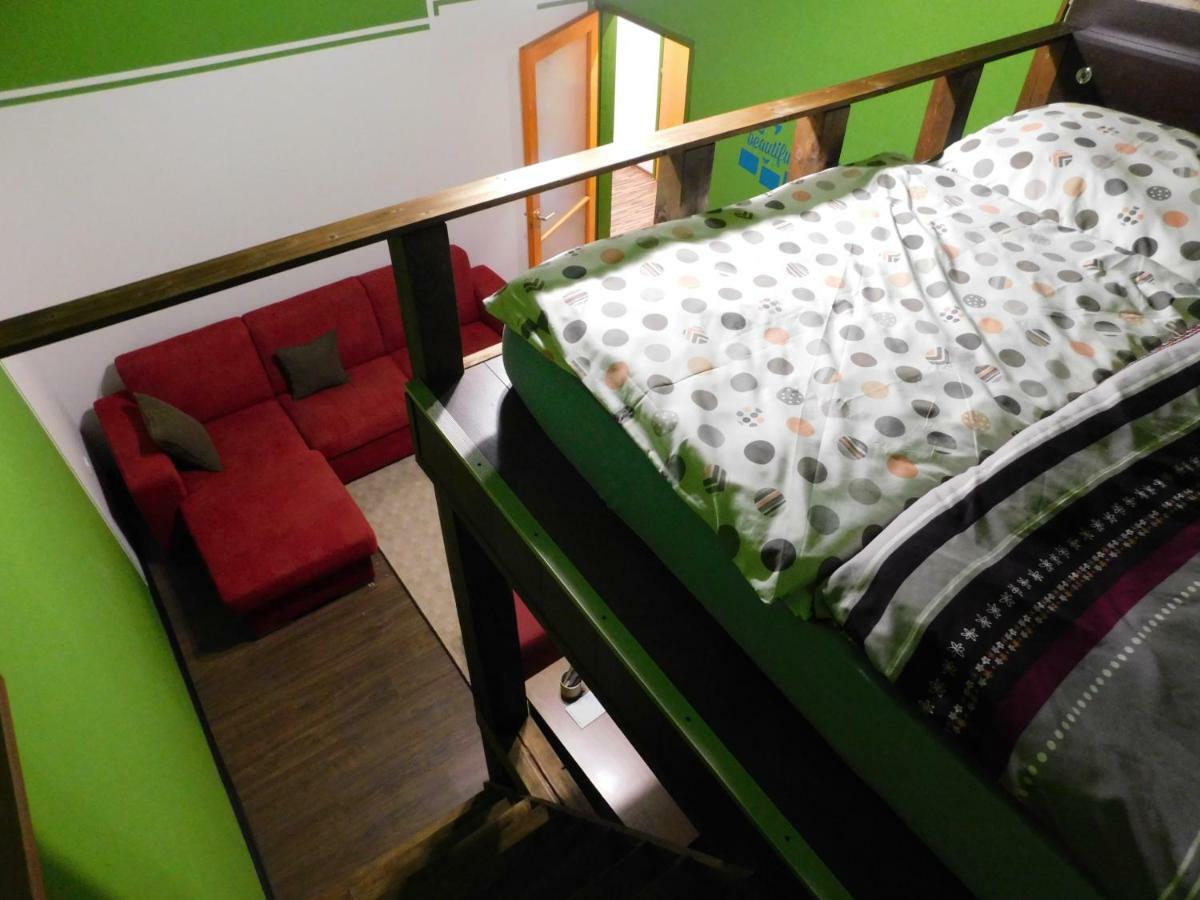 Koermend Lakas Apartment Luaran gambar