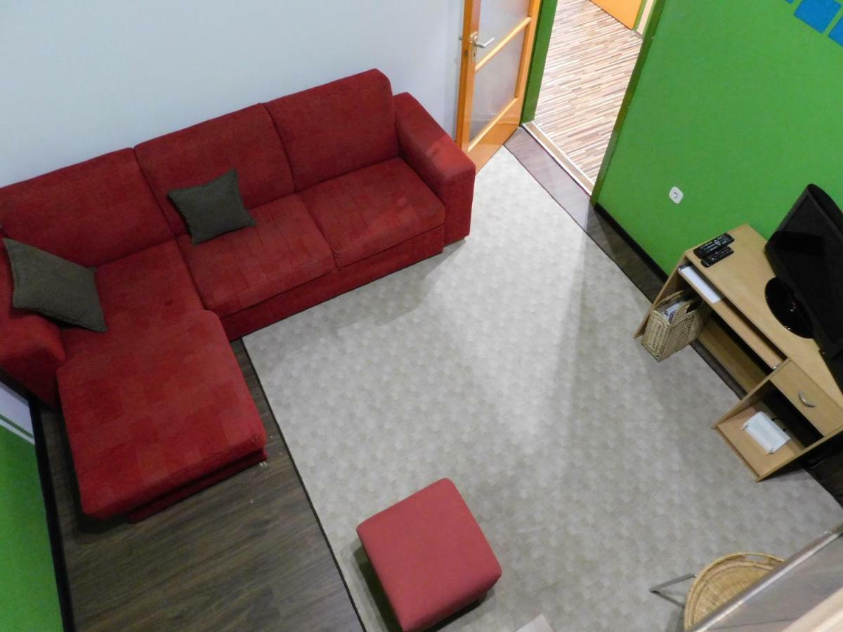Koermend Lakas Apartment Luaran gambar
