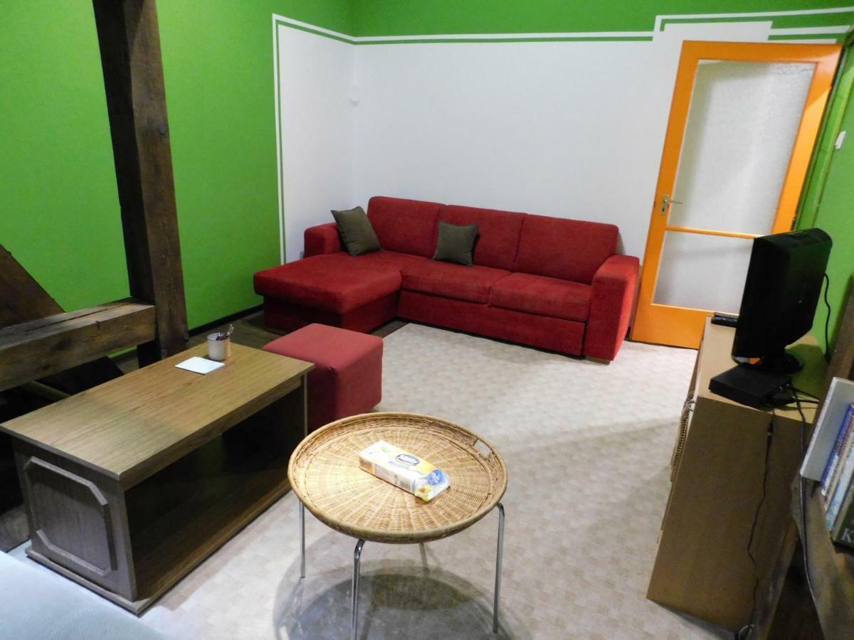 Koermend Lakas Apartment Luaran gambar