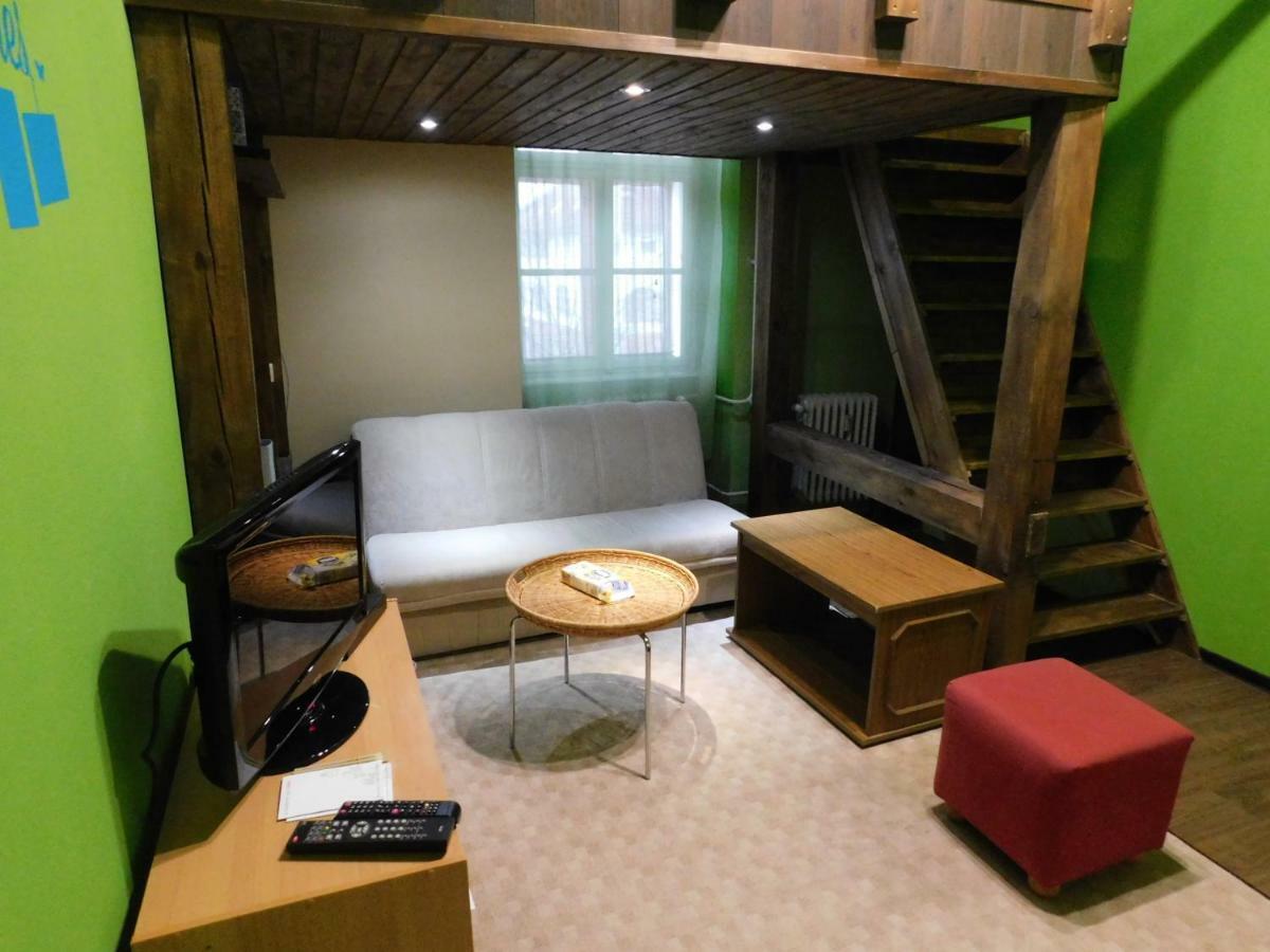 Koermend Lakas Apartment Luaran gambar